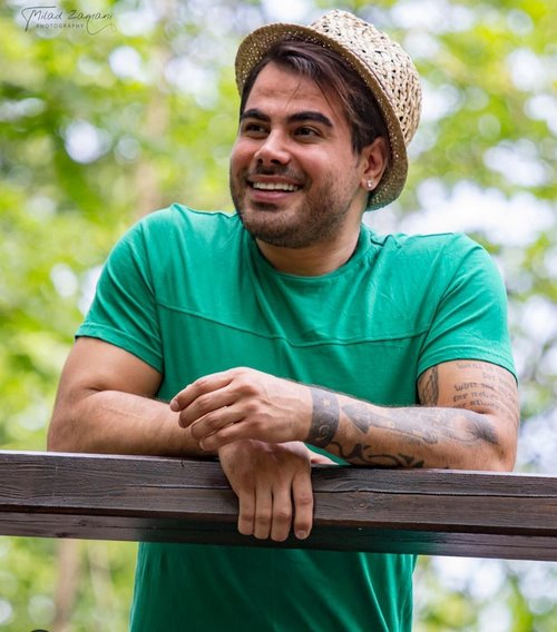 آیدین چایچی مدیر سایت شرط بندی اسکار بت