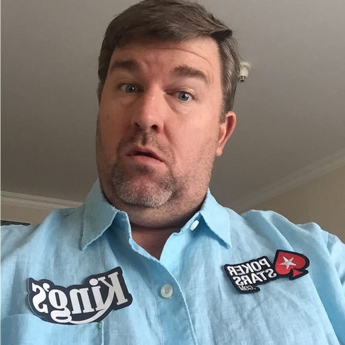 اینستاگرام مانی میکر