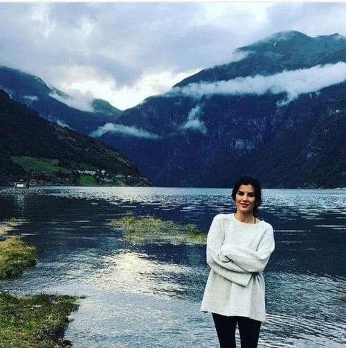 حاشیه های آیلار دیانتی بیشتر در رابطه با چه موضوعاتی است؟