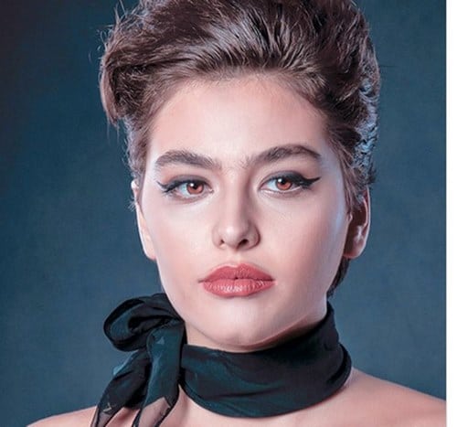 ریحانه پارسا